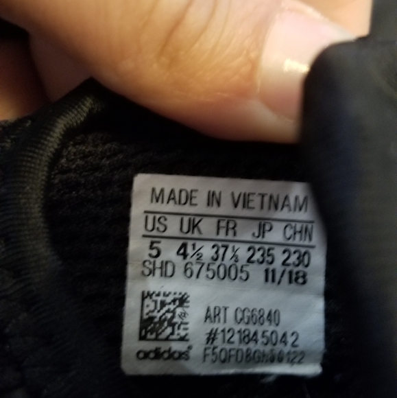 Child size 5 Adidas Deerupt - Picture 4 of 4